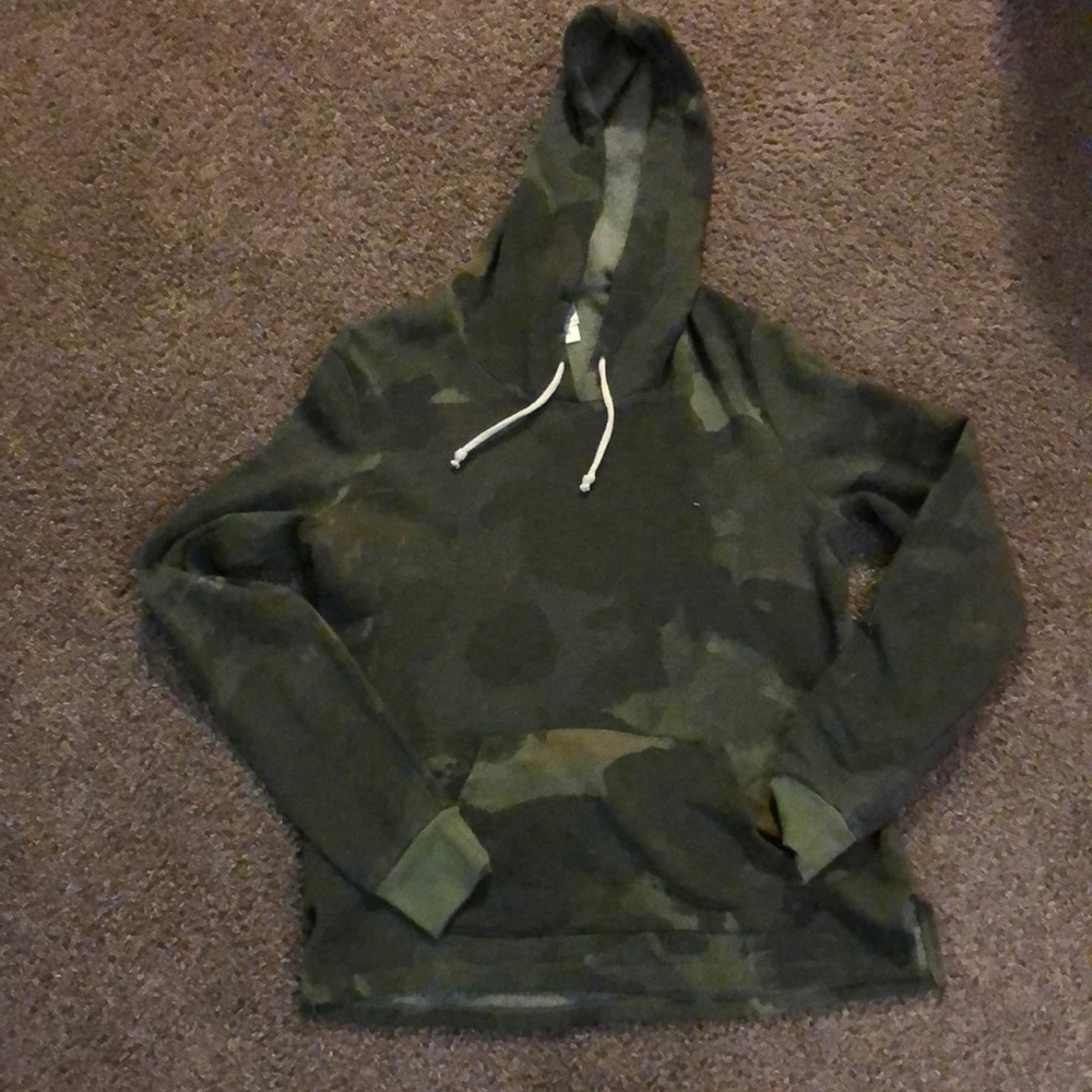 Camo sweatshirt